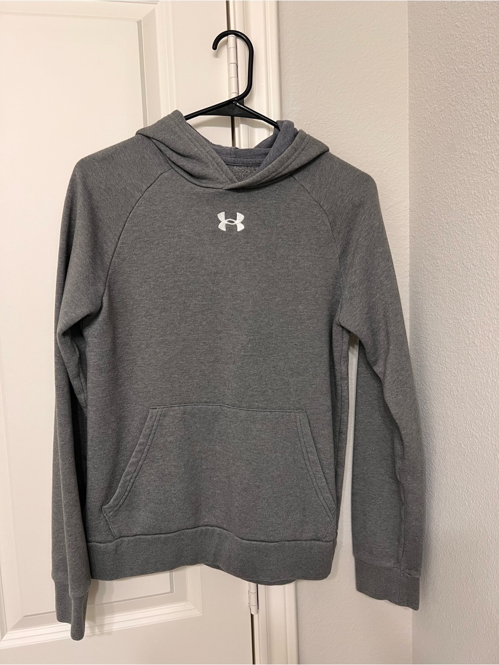 Under Armour Youth Gray Hoodie Sweatshirt